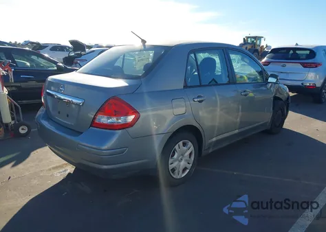 2010 Nissan Versa 1.8S z USA, uszkodzony, nr VIN 3N1BC1AP7AL467974